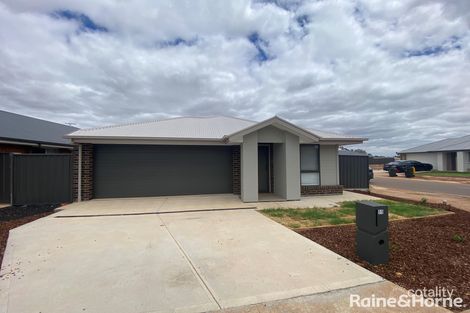 11 Crafter St, Davoren Park, SA 5113