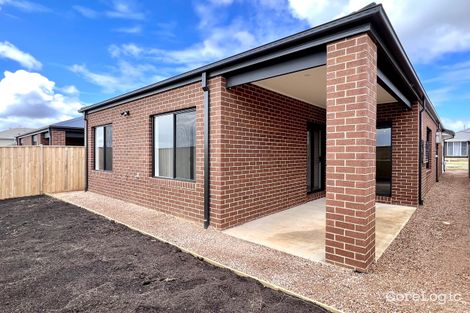 Property photo of 11 Woolspinner Crescent Wyndham Vale VIC 3024