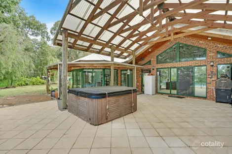 Property photo of 7 Hudson Place Leschenault WA 6233