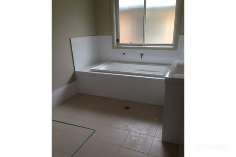 Property photo of 5 Ewan James Drive Glenmore Park NSW 2745