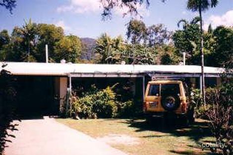 Property photo of 28 Clifton Road Clifton Beach QLD 4879