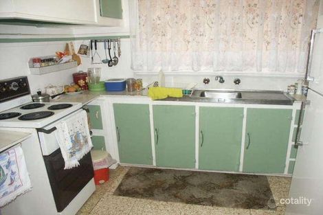 Property photo of 27 Beaver Street St Albans VIC 3021