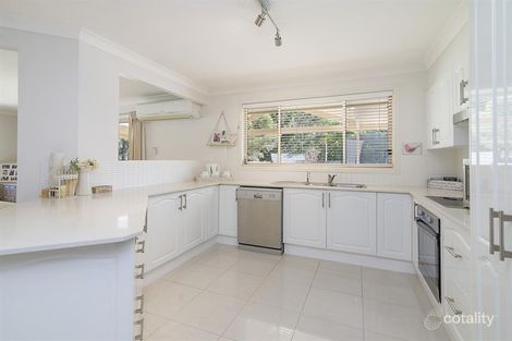 Property photo of 42 Tradewinds Avenue Summerland Point NSW 2259