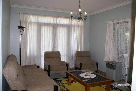 Property photo of 3 Adelaide Close Berwick VIC 3806