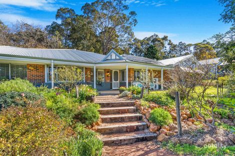 22 Yilgarn St, Mundaring, WA 6073