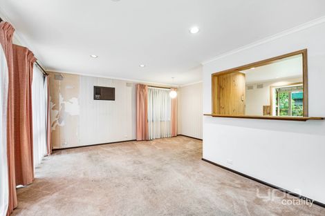 Property photo of 9 Wolverton Drive Gladstone Park VIC 3043