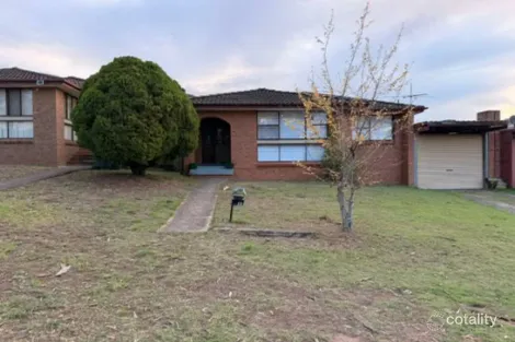 11 Dunkeld Pl, St Andrews, NSW 2566