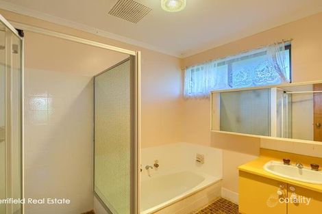 Property photo of 38 Barnesby Drive Yakamia WA 6330