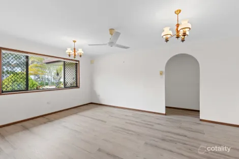 Property photo of 126 Esplanade Point Vernon QLD 4655