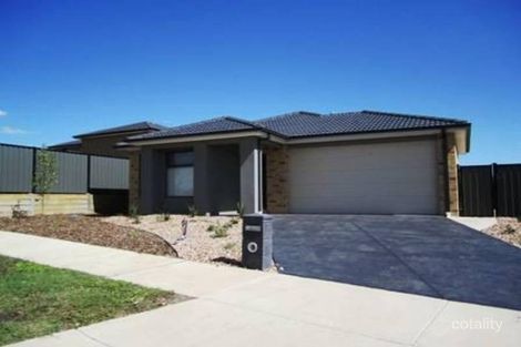 14 Mernda Village Dr, Mernda, VIC 3754