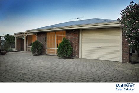 8a Waltham Ct, Bateman, WA 6150