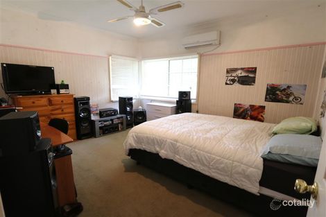 Property photo of 16 Collett Avenue Singleton NSW 2330