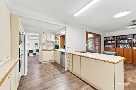 Property photo of 4 Meroo Close Wakeley NSW 2176