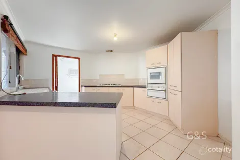 Property photo of 11 Jason Close Berwick VIC 3806