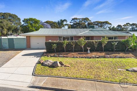 Property photo of 2 Viney Court Hackham SA 5163