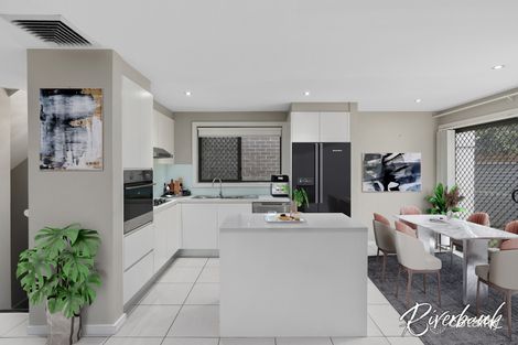 Property photo of 19 Burriang Way Pemulwuy NSW 2145