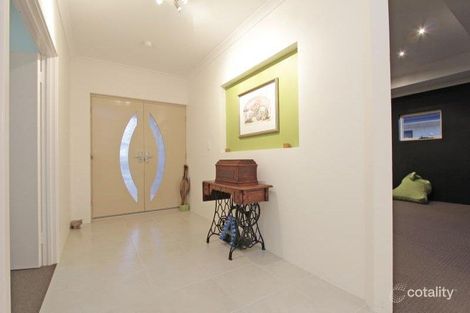 Property photo of 90 Waldburg Drive Tapping WA 6065