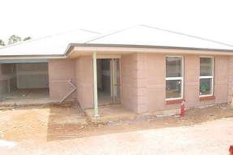 13 Hamley Cres, Mansfield Park, SA 5012