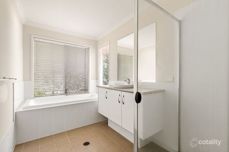 Property photo of 38 Jason Street Sinnamon Park QLD 4073