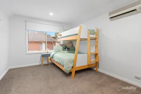 Property photo of 2/6 Cabena Crescent Chadstone VIC 3148