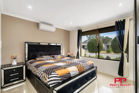 Property photo of 11 Summershill Gate Kenwick WA 6107