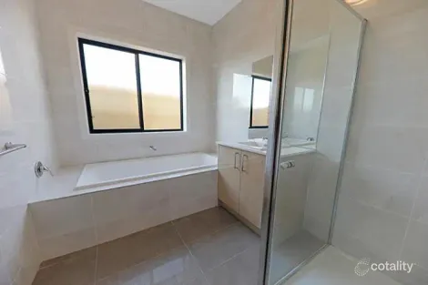 Property photo of 1 Leandon Avenue Wollert VIC 3750