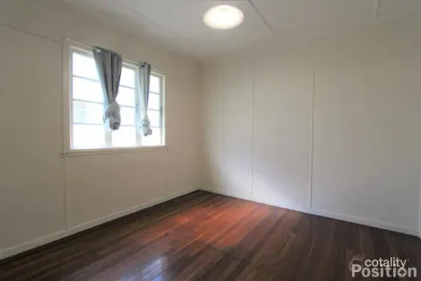 Property photo of 16 Charlotte Street Chermside QLD 4032