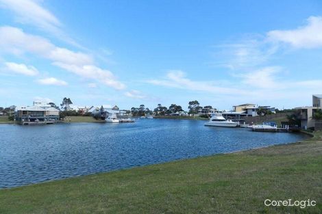 Property photo of 10 Admirals Quay Paynesville VIC 3880