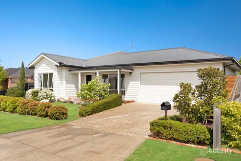 Property photo of 15 Vancleve Crescent Gisborne VIC 3437