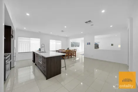 Property photo of 28 Palara Drive Strathtulloh VIC 3338