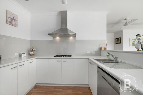 Property photo of 1/11 Lake Street Wendouree VIC 3355