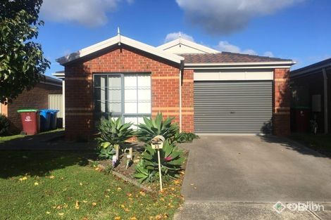 Property photo of 25 Mossman Drive Cranbourne East VIC 3977
