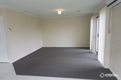 Property photo of 25 Mossman Drive Cranbourne East VIC 3977