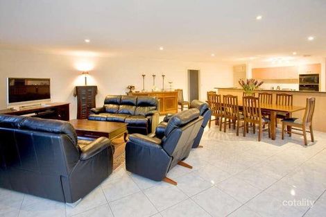 Property photo of 16 Lochgoin Mews Highton VIC 3216