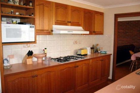 Property photo of 12 McNamara Court Pakenham VIC 3810