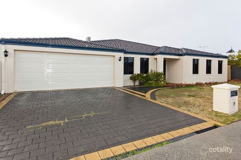 7 Bingham Dr, Success, WA 6164