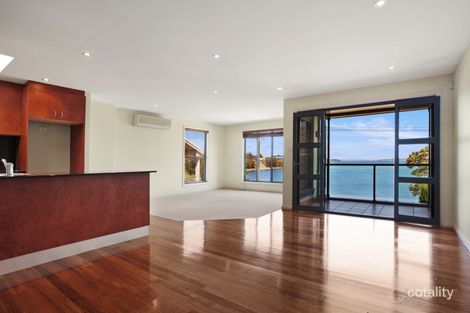 Property photo of 2/222 The Esplanade Speers Point NSW 2284
