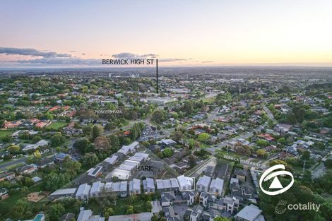Property photo of 9 Willowdene Way Berwick VIC 3806
