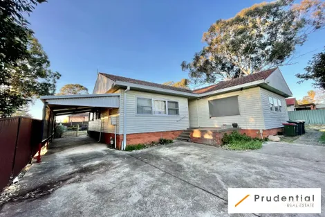 70 Fawcett St, Glenfield, NSW 2167