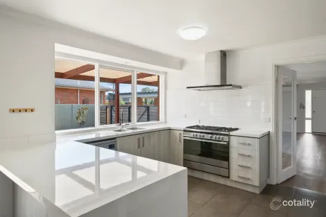 Property photo of 93 Coish Avenue Benalla VIC 3672