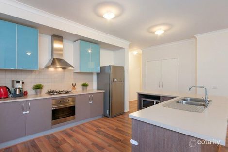 Property photo of 28 Middlesborough Drive Craigieburn VIC 3064