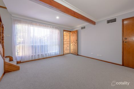 Property photo of 2/31 Tarrant Avenue Kiama Downs NSW 2533