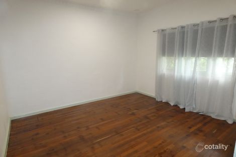 38 Tunnel Rd, Swan View, WA 6056