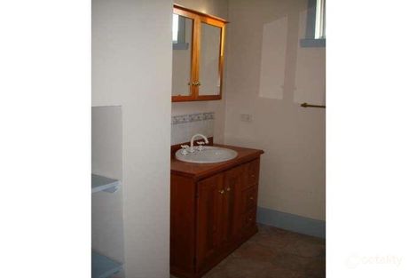 Property photo of 21 Laurie Street Newport VIC 3015