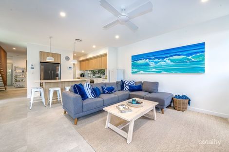 Property photo of 35 Parker Street Labrador QLD 4215