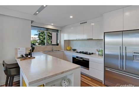 Property photo of 2204/25 Anderson Street Kangaroo Point QLD 4169