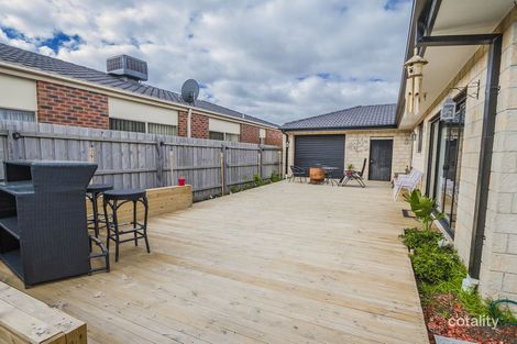 Property photo of 67 Villawood Avenue Roxburgh Park VIC 3064