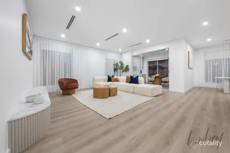 Property photo of 14 Marjoram Street Mickleham VIC 3064