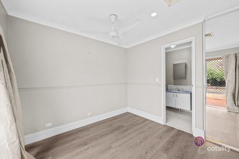 Property photo of 18 Hartland Way Warnbro WA 6169