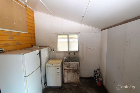 27 Fourteenth Ave, Home Hill, QLD 4806